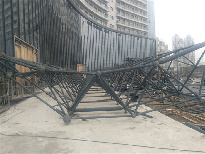 古交万豪酒店雨棚网架